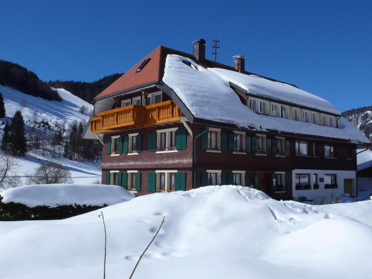 Gaestehaus Kaiser Menzenschwand Ngoại thất bức ảnh